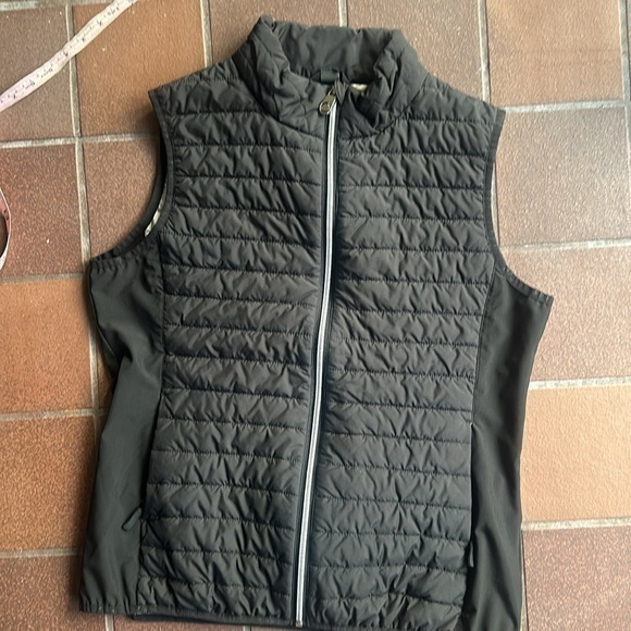 Nvo Puffer Vest Black Zip Up Enclosed Pockets Size Large